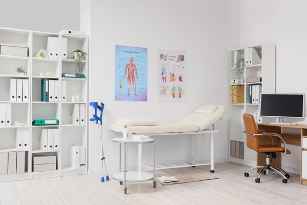 When To Go To A Walk In Clinic Vs  The ER